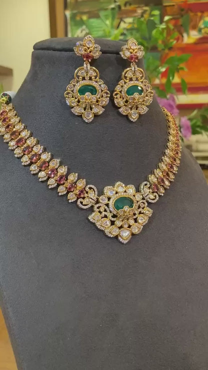 Emerald-Centric Floral Polki Necklace