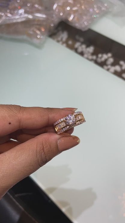 Solitaire baguette ring