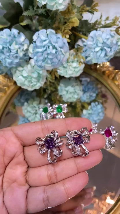 RIBBON STUDS