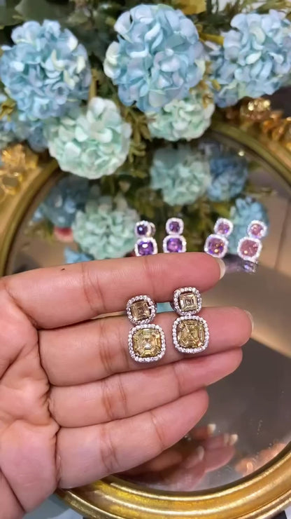 Mini Misu Earrings
