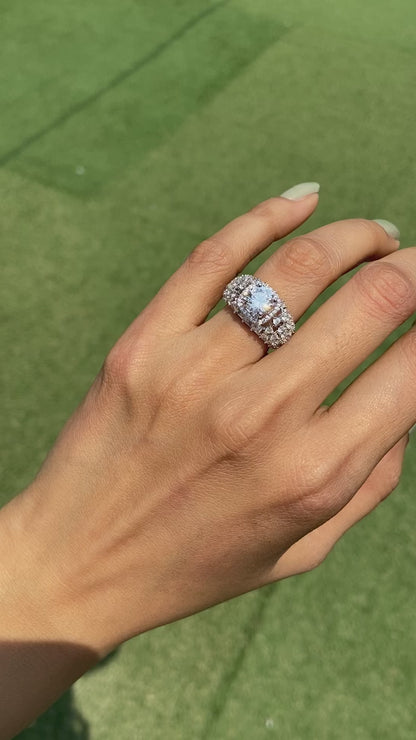 Best seller solitaire ring with mesh band ❄️