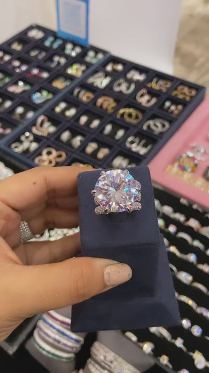 20 ct rock bling ring (with 2 support bands)