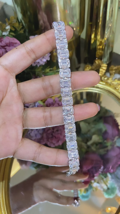 Statment Cluster Tennis Bracelet