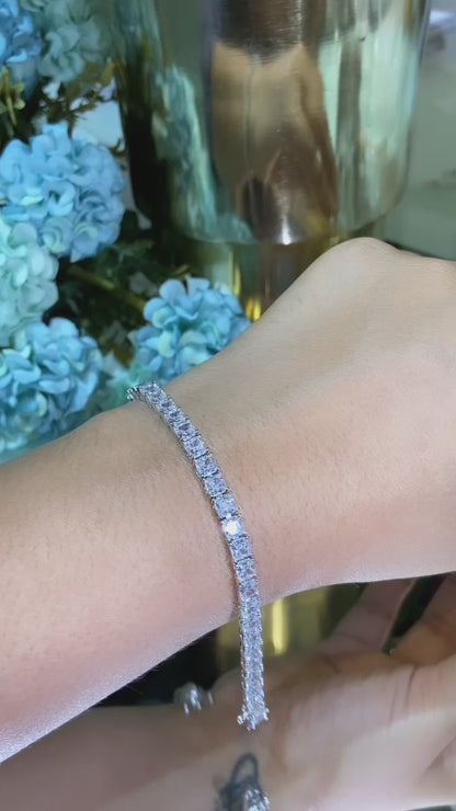 Dainty Asscher Cut tennis bracelet