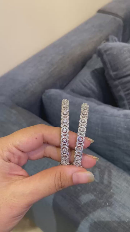 Round halo bangles ( openable )
