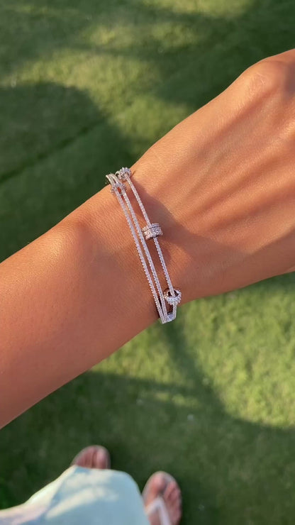 Dancing rings bracelet