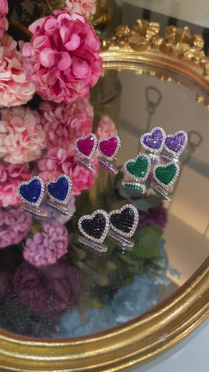 Invisible setting love earrings