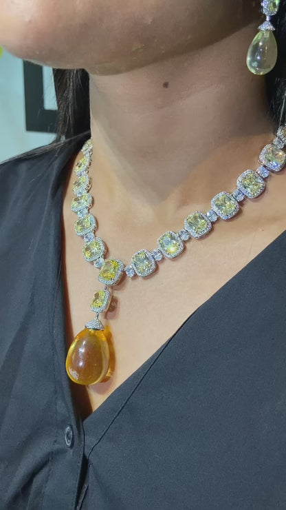 Festive Droplet diamond Necklace Set