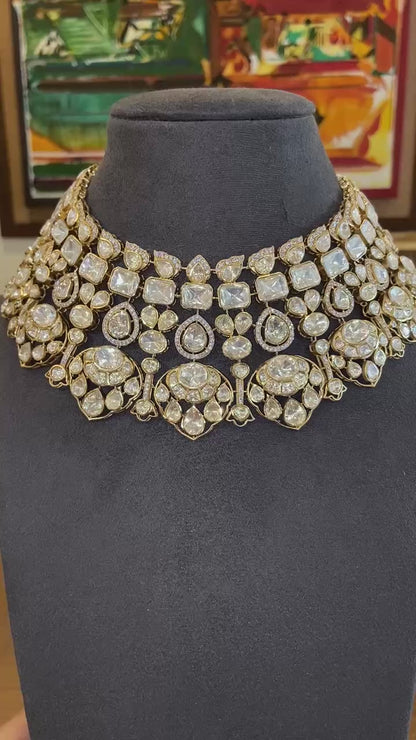 THE MAHARANIS RADIANCE