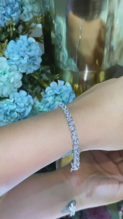 Dainty Heart Tennis Bracelet