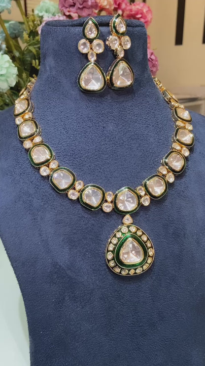 Manikarna POLKI KUNDAN NECKLACE SET
