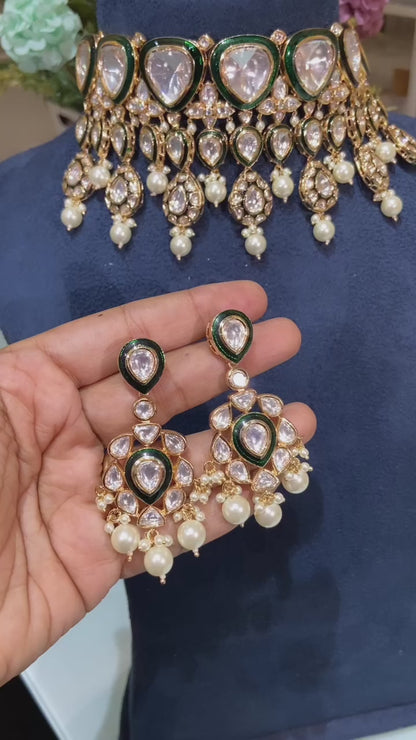 MEENA DROP POLKI KUNDAN CHOKER SET