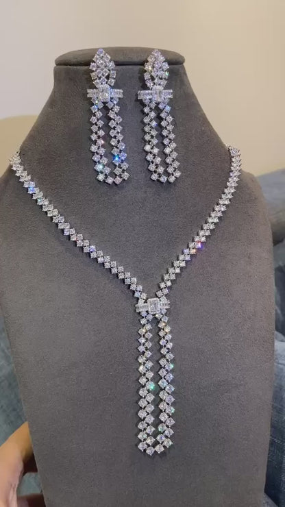 Sleek Y-Shape Diamond Lariat Necklace Set