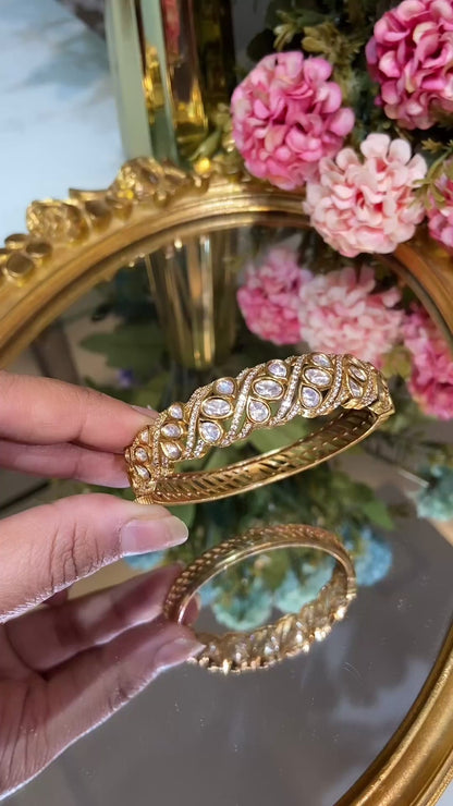 Criss cross Moissanite polki bracelet