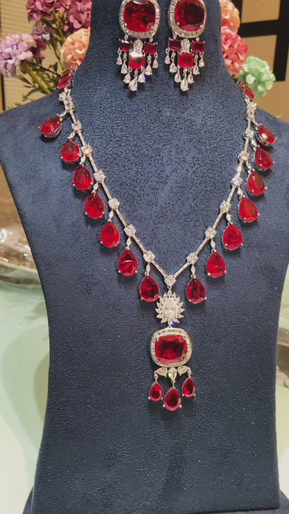 EMILY DOUBLET DIAMOND DROP SET