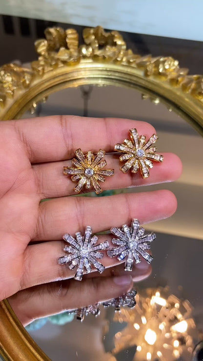 BAGUETTE FLOWER EARRING