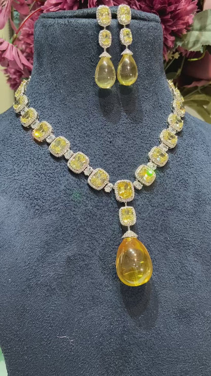 Festive Droplet diamond Necklace Set