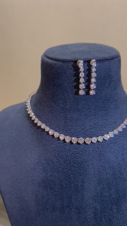 BEST SELLER Single line necklace set