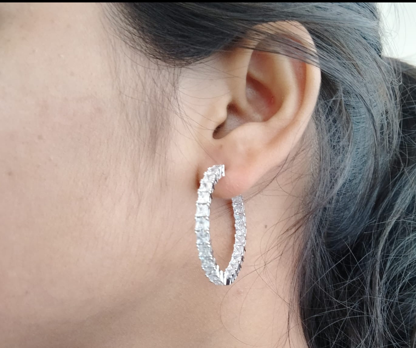 Princess cut classic hoops