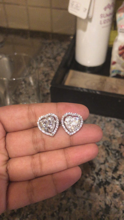 LARGE HEART HALO STUDS - PRICE DROP 🎀