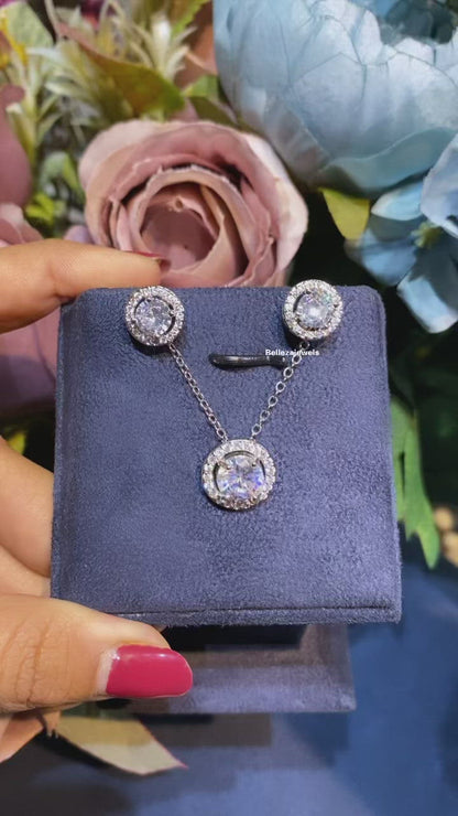 Round halo pendant sets