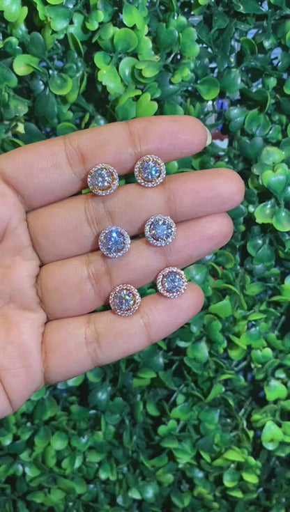 6mm (1.25ct centre stone) Classic round halo earrings