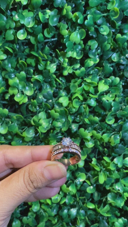 Solitaire baguette ring