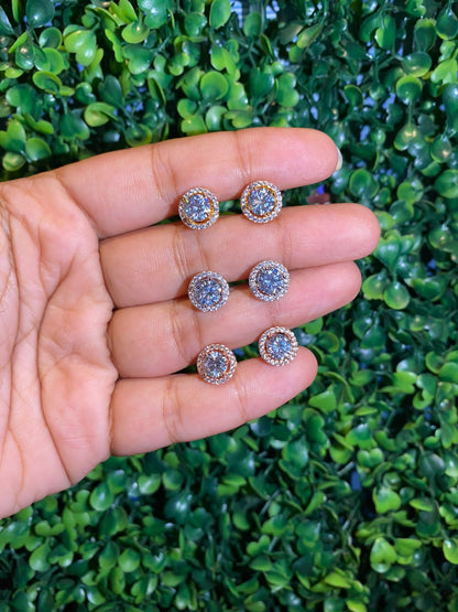 6mm (1.25ct centre stone) Classic round halo earrings
