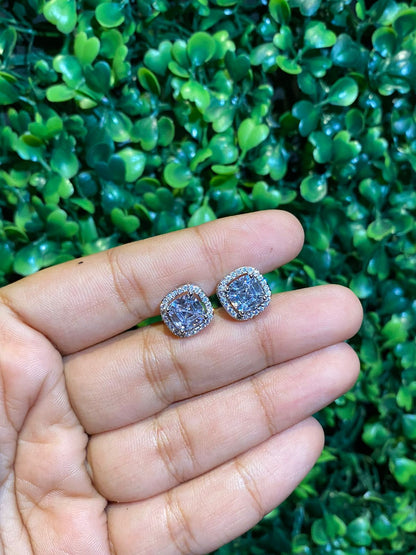 Cushion cut halo screwback earrings ❤️