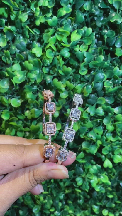 Cluster bracelet - Fits all ❣️