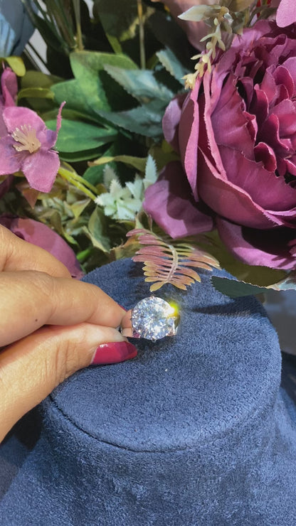 6 CT ROCK BLING RING (ADD TO CART AND GET A FREE GIFT)⭐