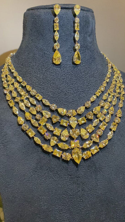 ROYAL 5 LINE NECKLACE SET