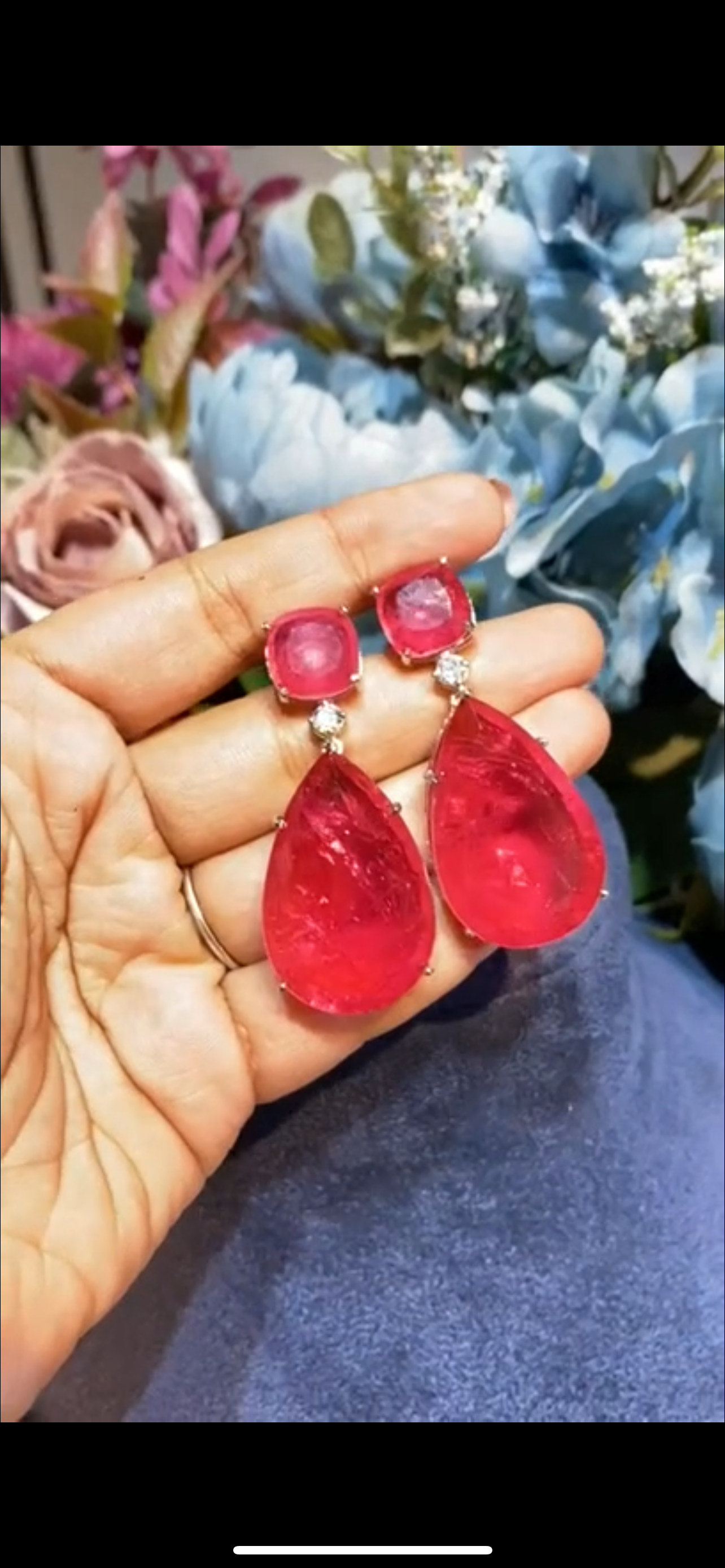BEST SELLER TEAR DROP DOUBLET EARRING 💚