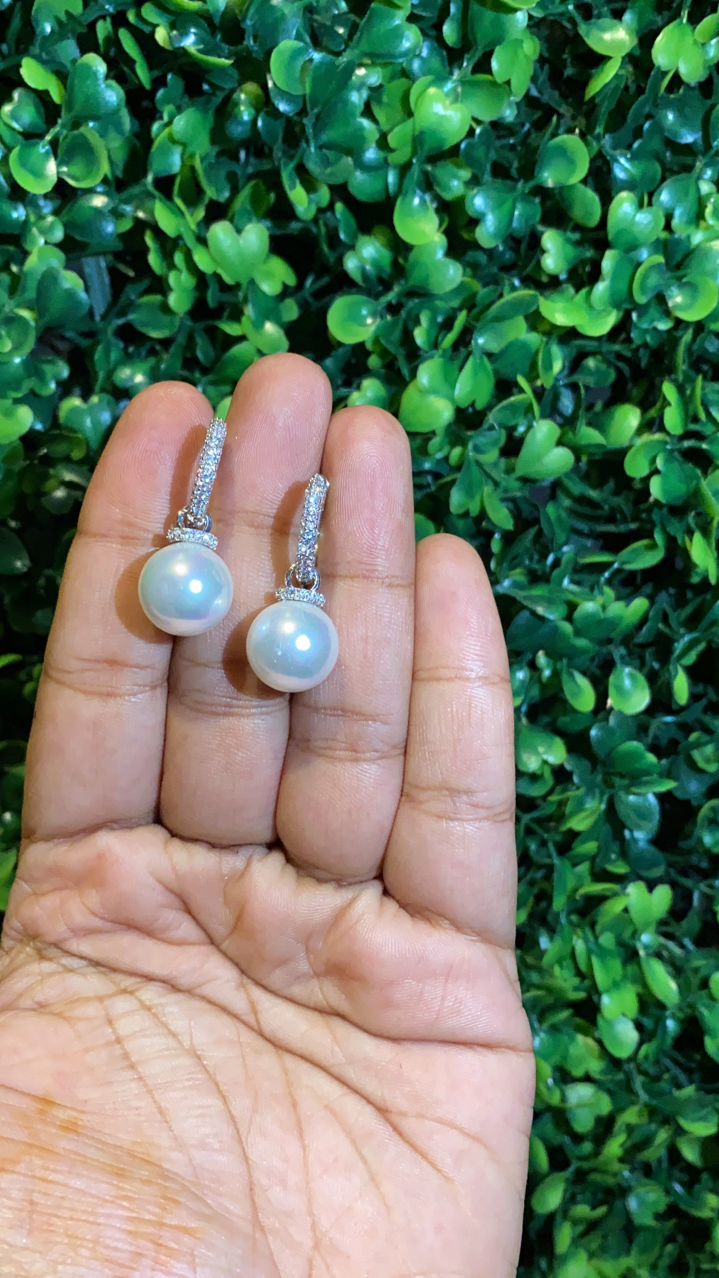 Pearl hoops 🔆