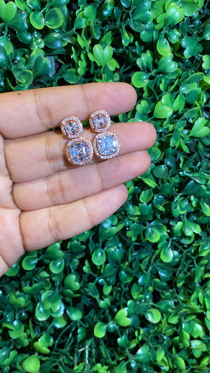 Mini Misu Earrings