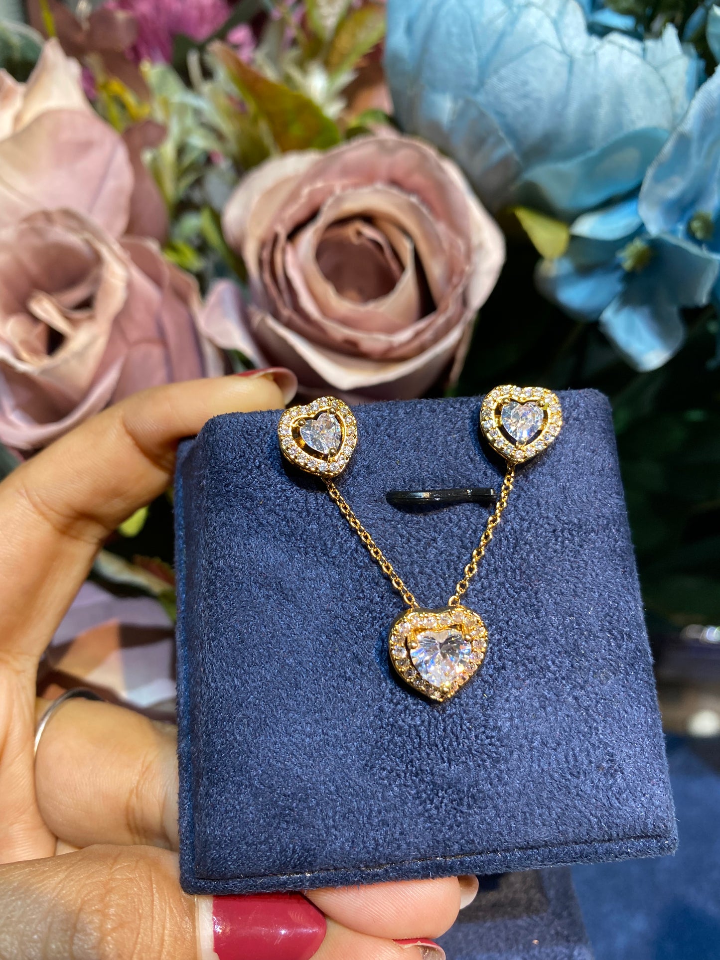 Heart pendant set with earrings