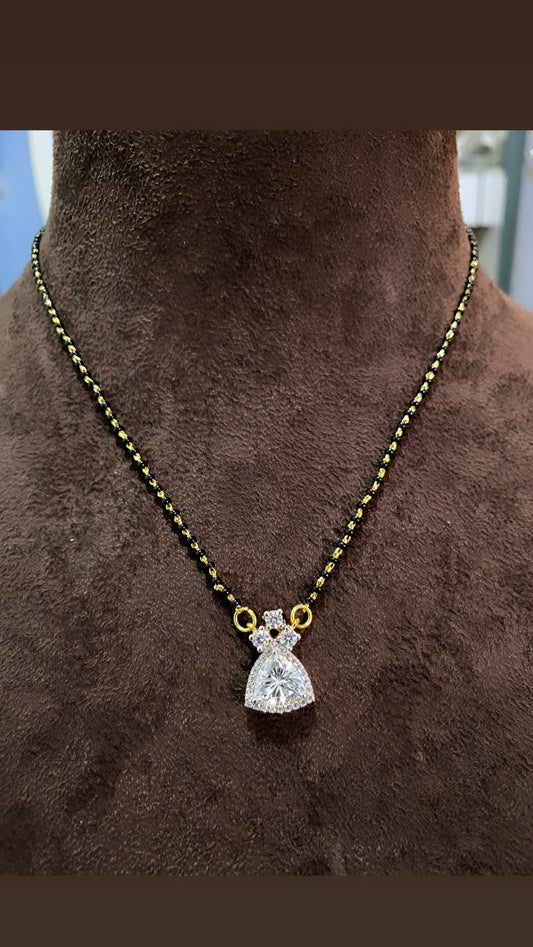 Triangle mangalsutra