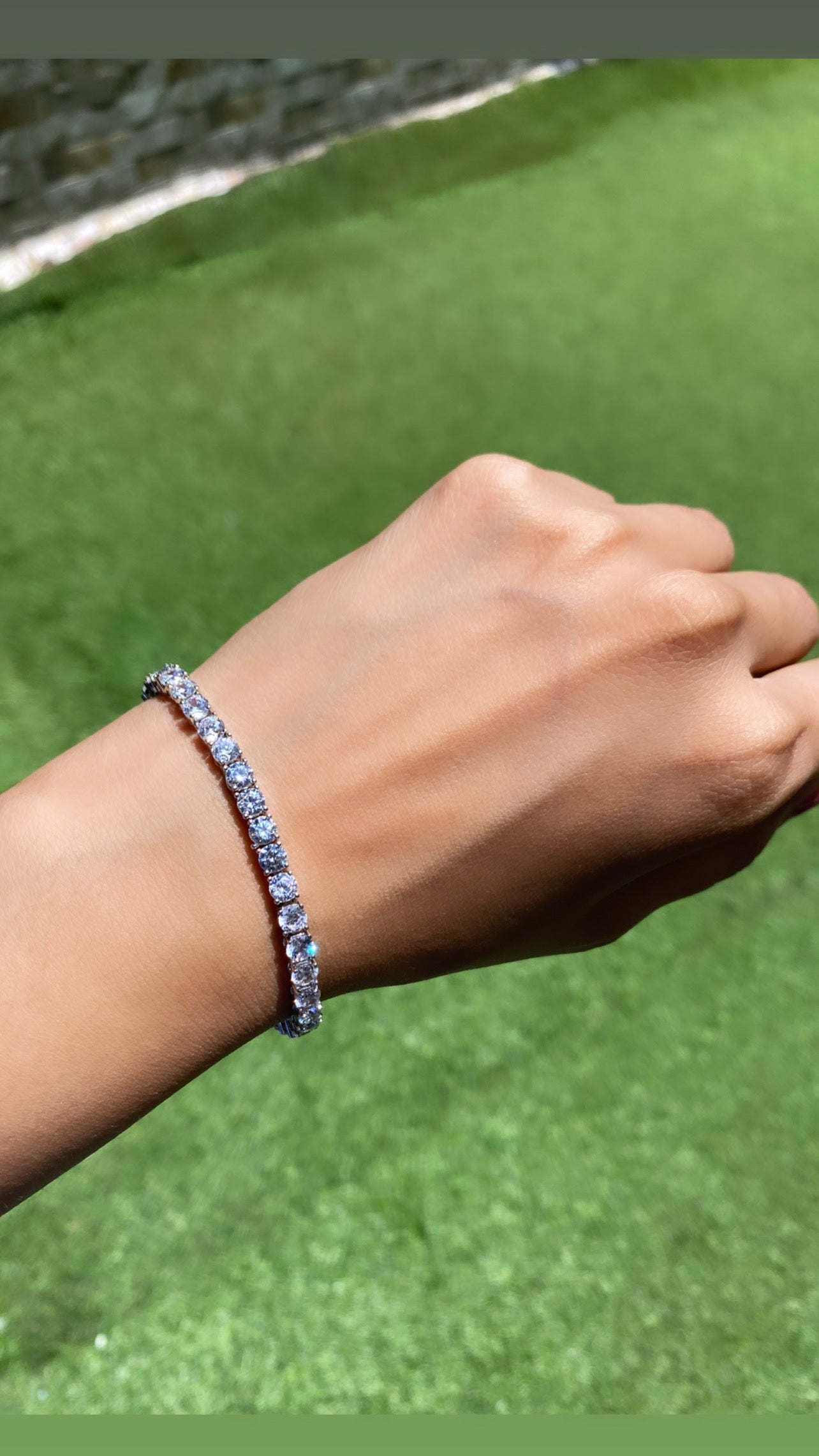 4mm medium (0.25ct) Round tennis bracelet ⭐ ADD TO CART AND GET FLAT 20% OFF 🔝