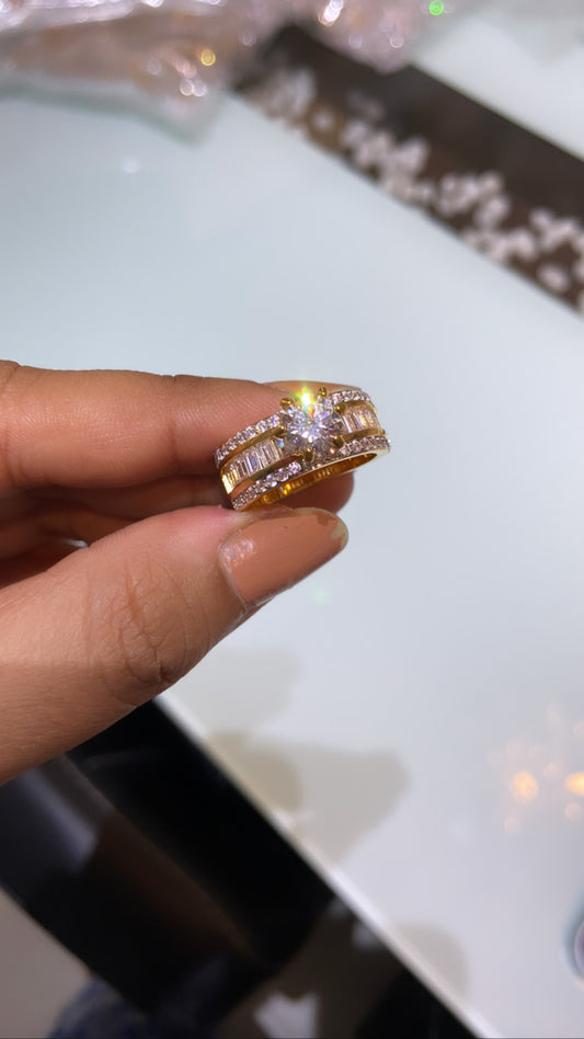 Solitaire baguette ring