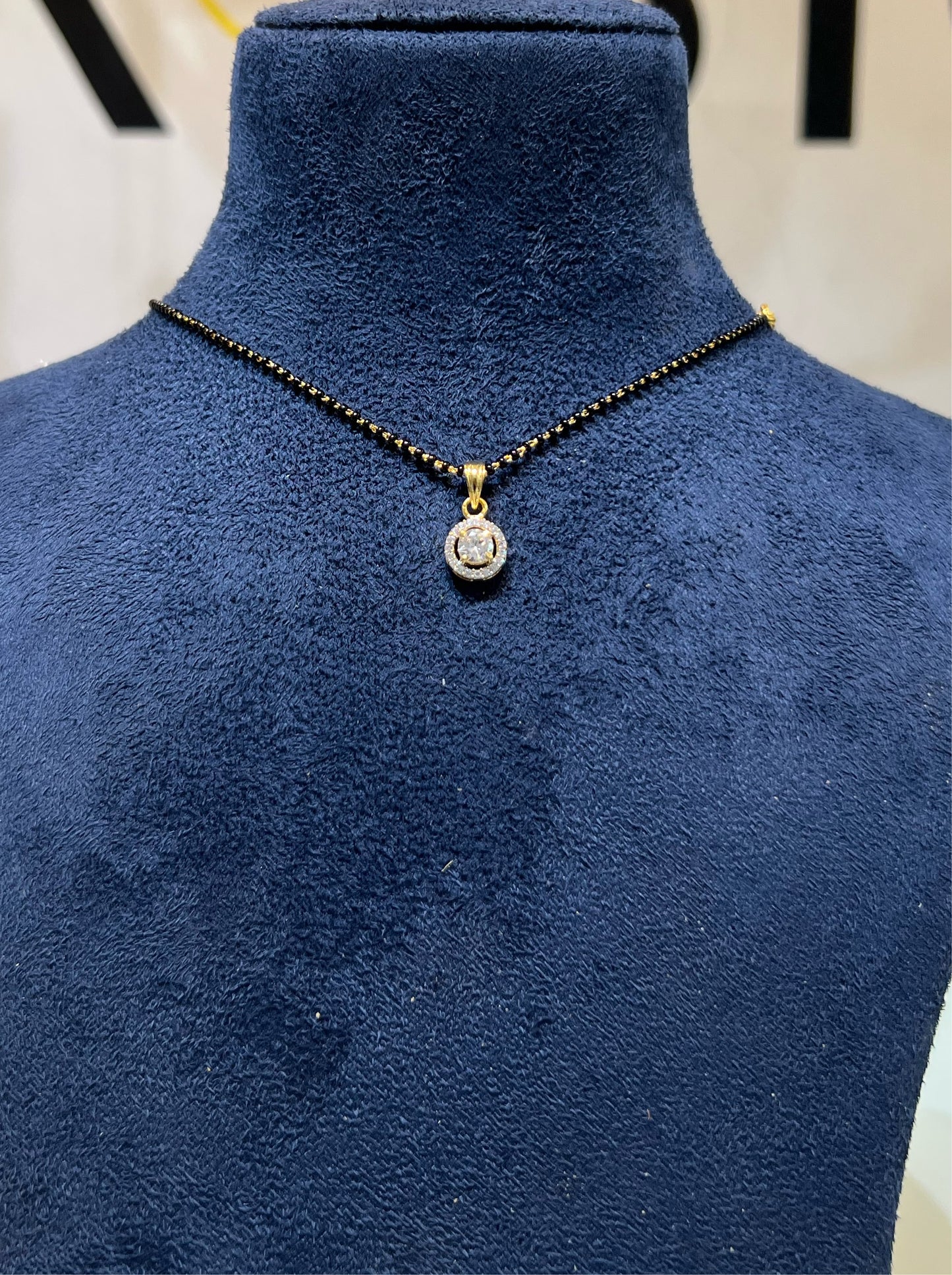 Halo mangalsutra