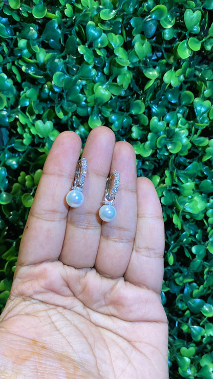 Mini pearl hoops