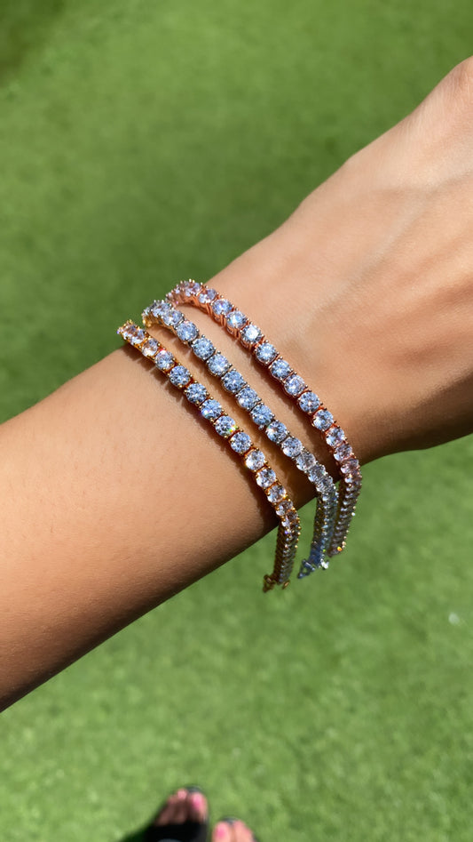 4mm medium (0.25ct) Round tennis bracelet ⭐ ADD TO CART AND GET FLAT 20% OFF 🔝