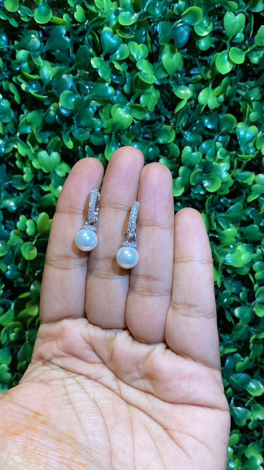 Mini pearl hoops