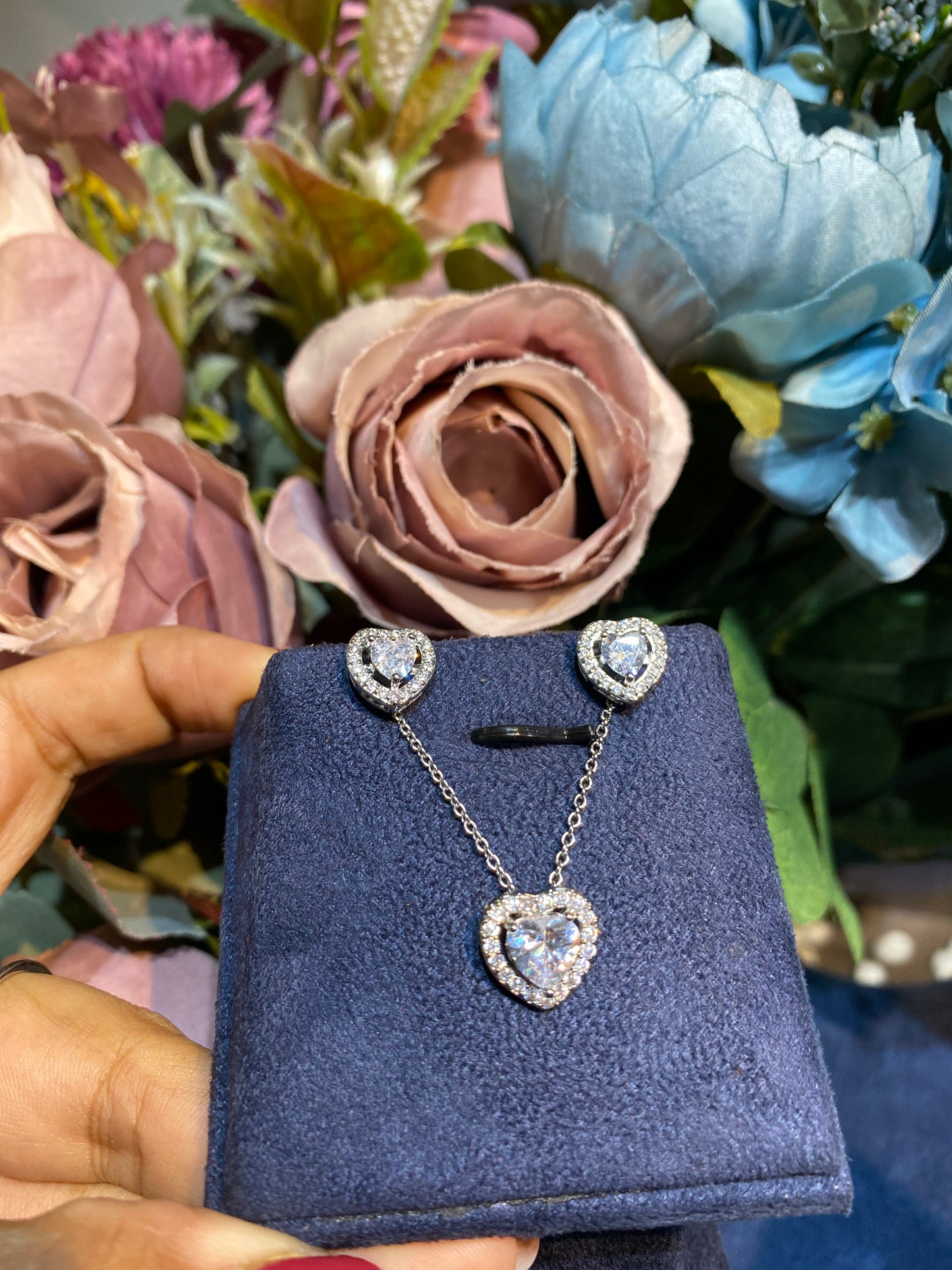 Heart pendant set with earrings