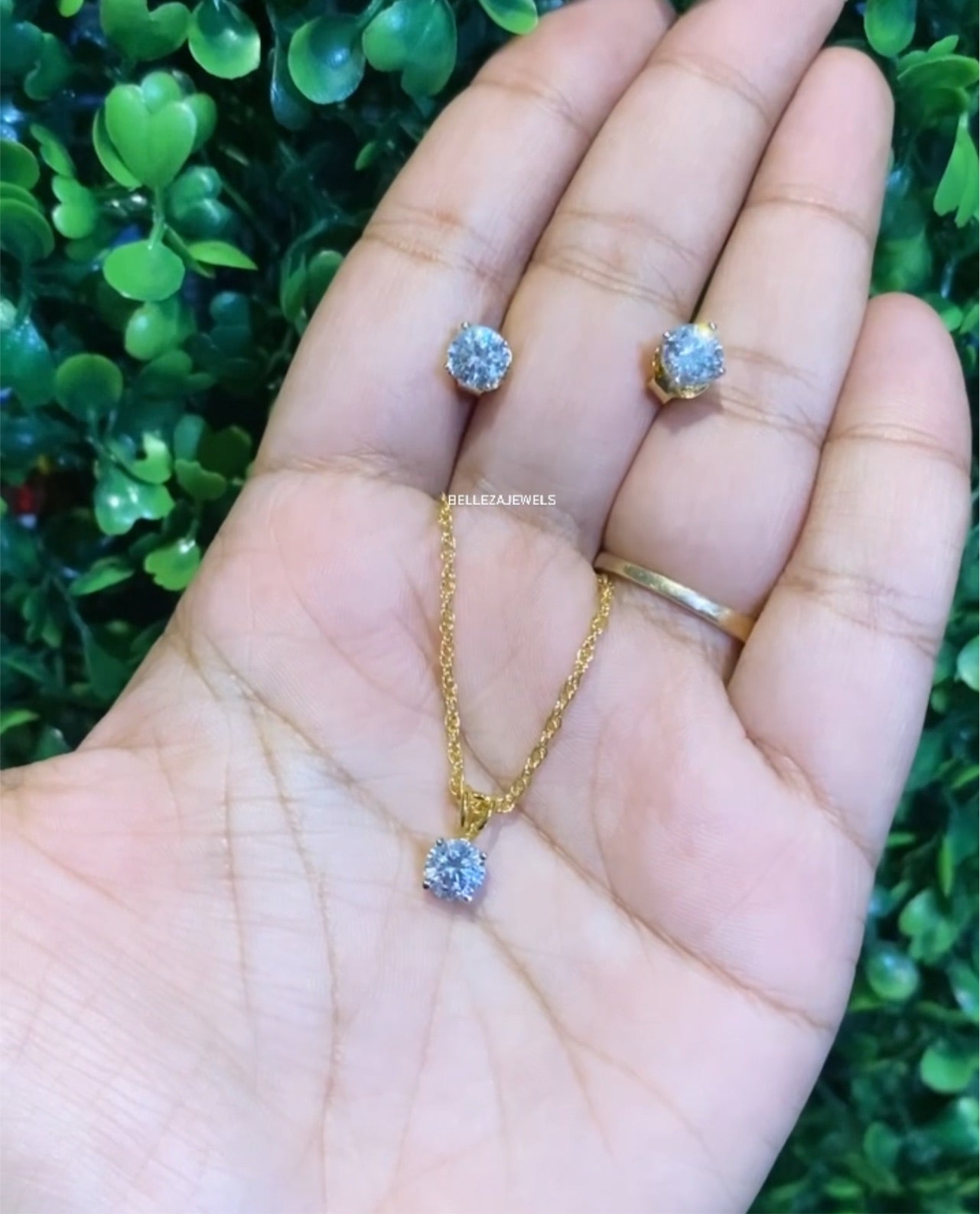 1ct Solitaire pendant set with chain and earrings 🫶🏻
